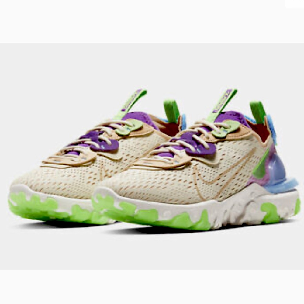 NIKE WOMENS NSW REACT VISION SNEAKERS